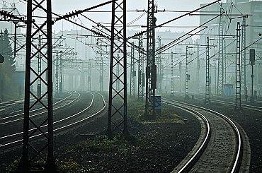 Odklon od uhlí je až přehnaně rychlý a náhrada vázne, říká šéf ČD Cargo. Z evropské deprese přitom vycházíme ještě dobře