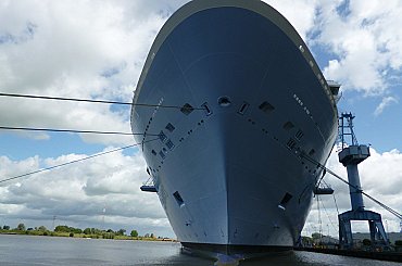 Irán povolil lodiam so základným tovarom vstup do svojich prístavov cez Hormuzský prieliv