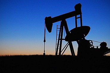 OPEC+ may further accelerate oil output hikes on Saturday