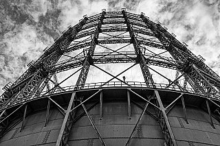 Zima klope na dvere, zásobníky sú prázdnejšie než vlani. Zvládne Slovensko blížiace sa mrazy?